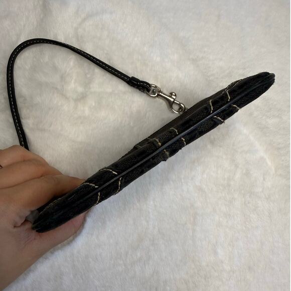 COACH Black Signature Canvas Wristlet - Picture 3 of 5